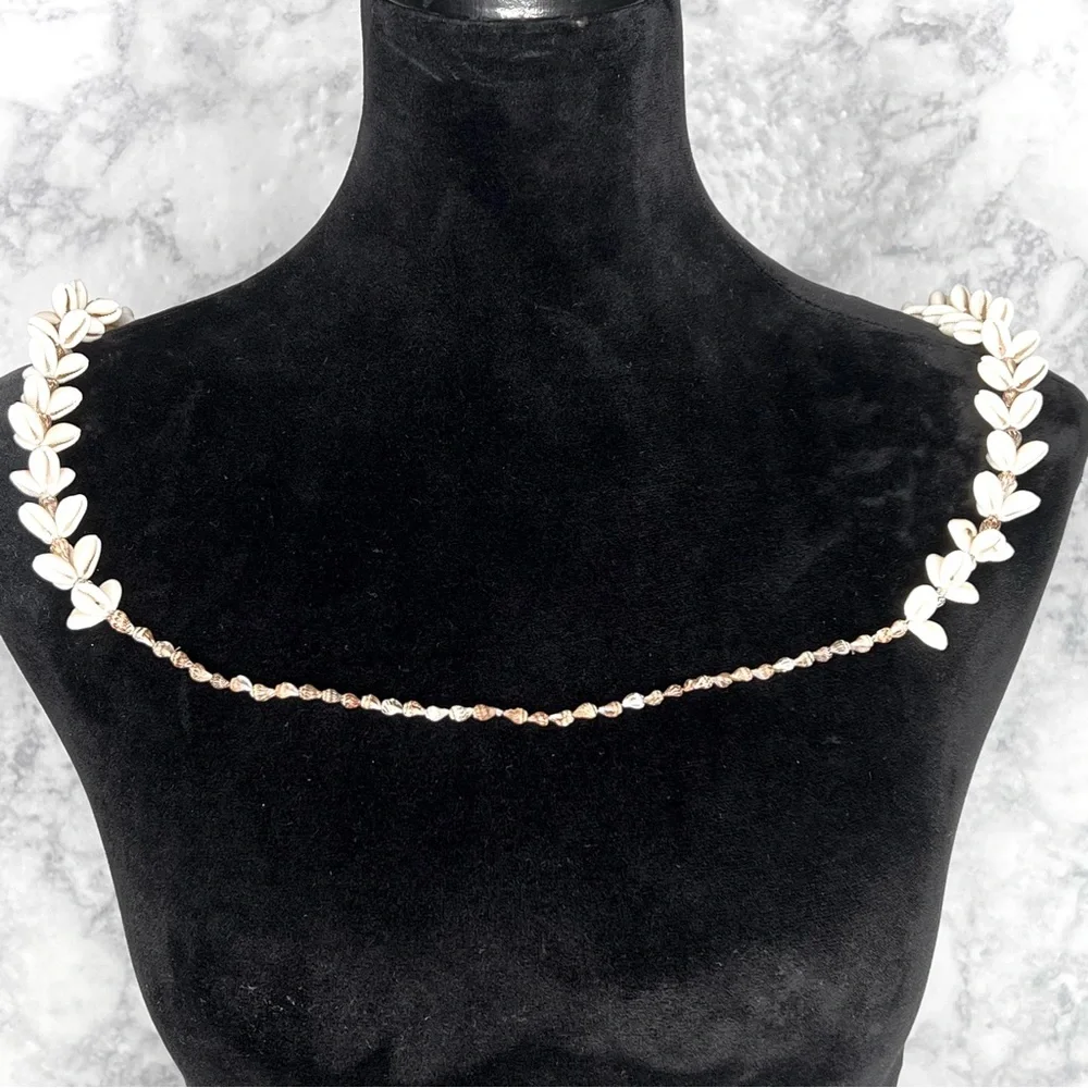 Vintage Coastal Shell Cluster Statement Lightweight Pullover Necklace